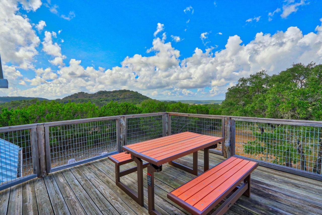 Villa Log Cabin At Old Glory Ranch Wimberley Exterior foto