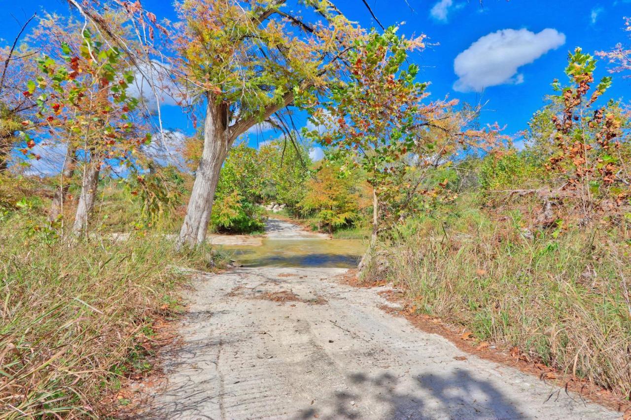 Villa Log Cabin At Old Glory Ranch Wimberley Exterior foto